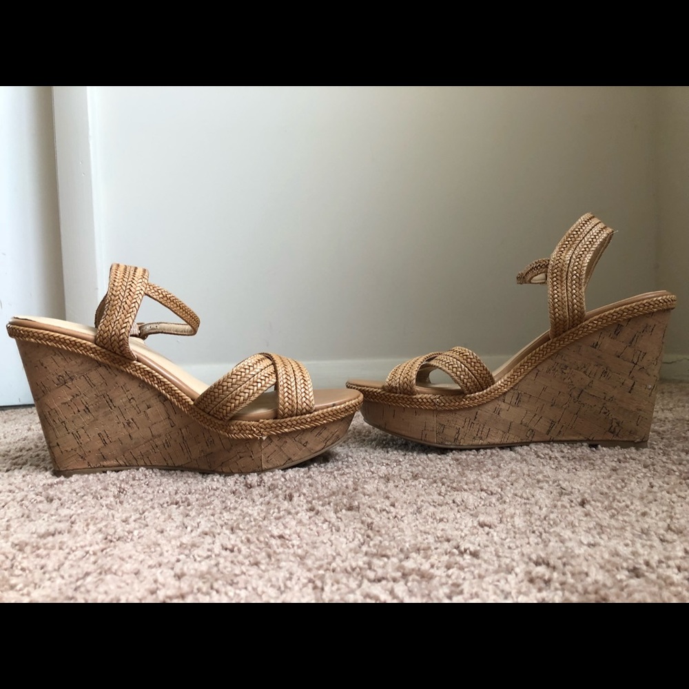 Chinese Laundry Wedges